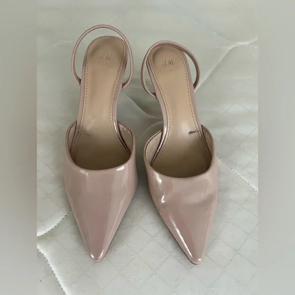 Heels - Picture 1 of 4